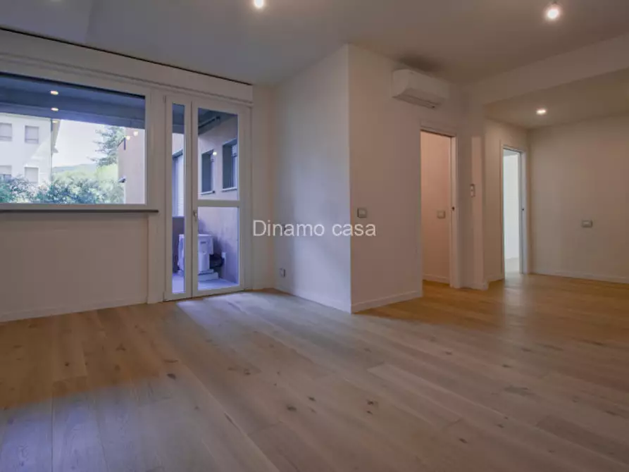 Immagine 5 di Appartamento in vendita  a Prato