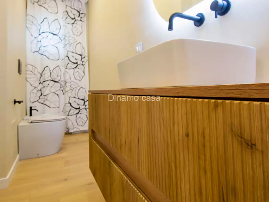 Immagine 11 di Appartamento in vendita  a Prato
