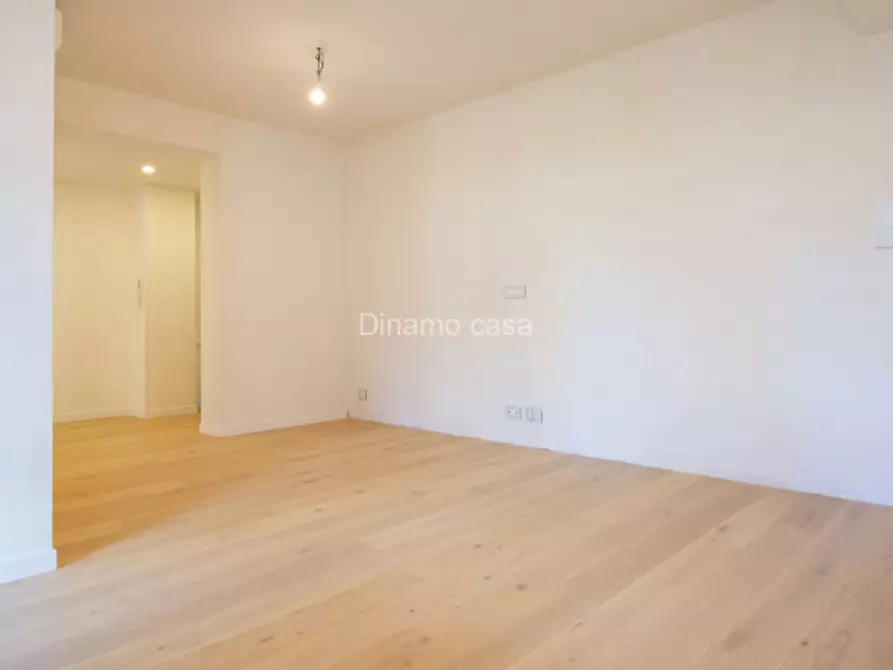 Immagine 12 di Appartamento in vendita  a Prato