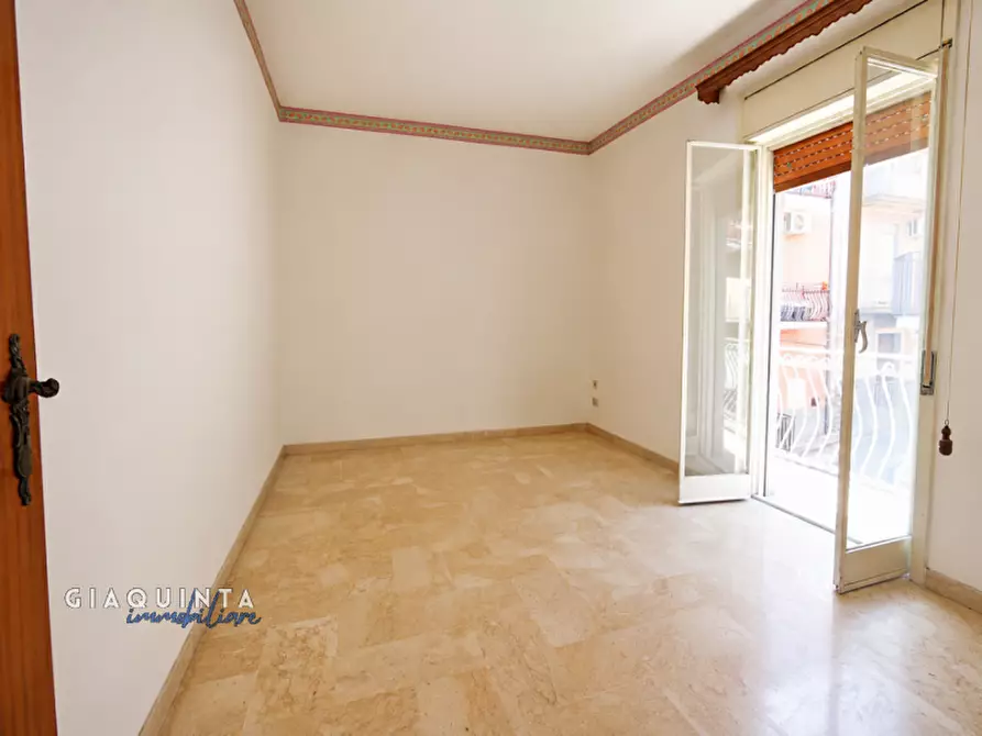 Immagine 3 di Casa indipendente in vendita  in Via Ventisette Novembre n. 20 a Palagonia
