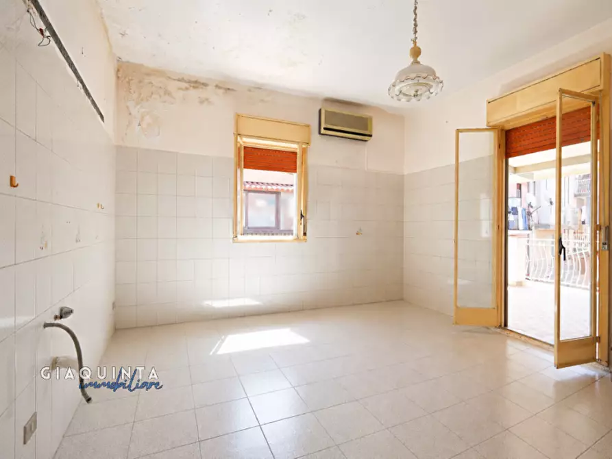 Immagine 8 di Casa indipendente in vendita  in Via Ventisette Novembre n. 20 a Palagonia
