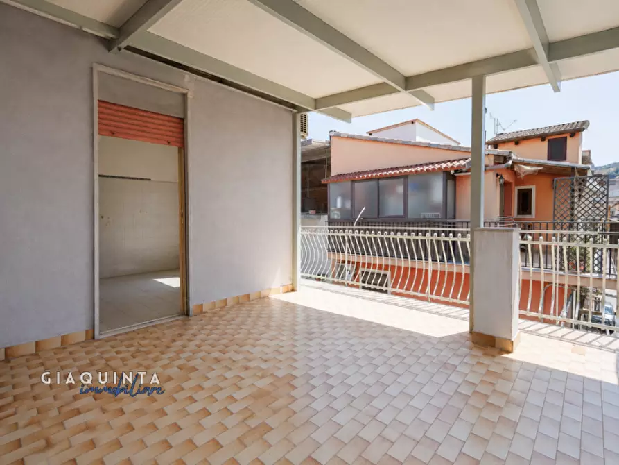 Immagine 9 di Casa indipendente in vendita  in Via Ventisette Novembre n. 20 a Palagonia