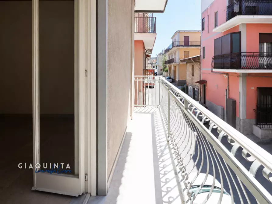 Immagine 15 di Casa indipendente in vendita  in Via Ventisette Novembre n. 20 a Palagonia