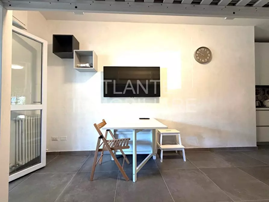 Immagine 4 di Appartamento in vendita  in Viale Montebianco a Riccione