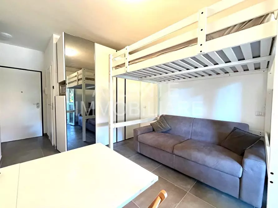 Immagine 6 di Appartamento in vendita  in Viale Montebianco a Riccione