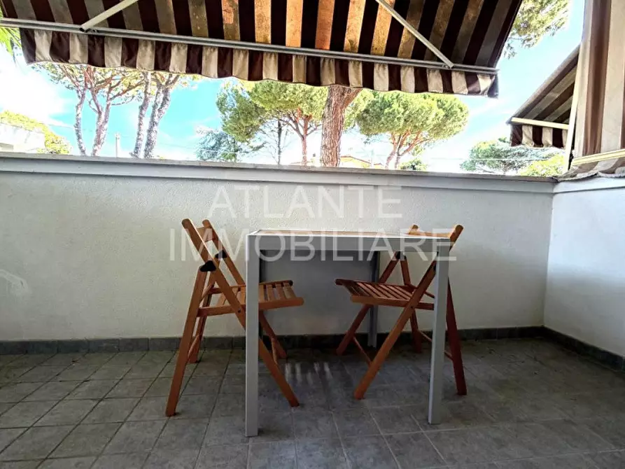 Immagine 8 di Appartamento in vendita  in Viale Montebianco a Riccione