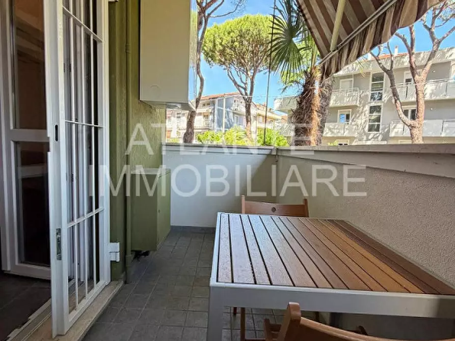 Immagine 9 di Appartamento in vendita  in Viale Montebianco a Riccione