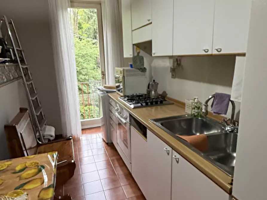 Immagine 2 di Villa in vendita  in Via Torquato Taramelli a Brescia