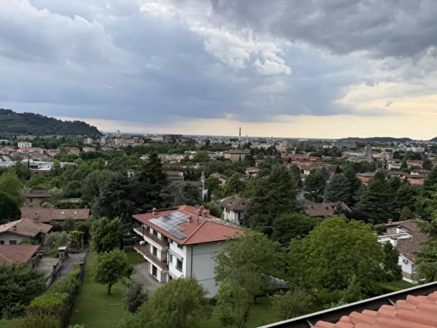 Immagine 10 di Villa in vendita  in Via Torquato Taramelli a Brescia