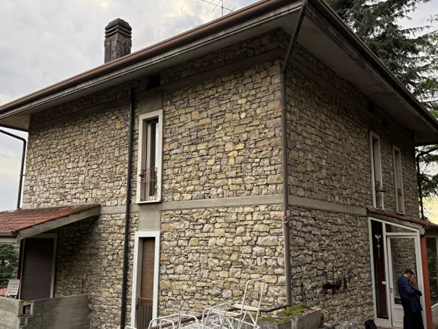 Immagine 11 di Villa in vendita  in Via Torquato Taramelli a Brescia