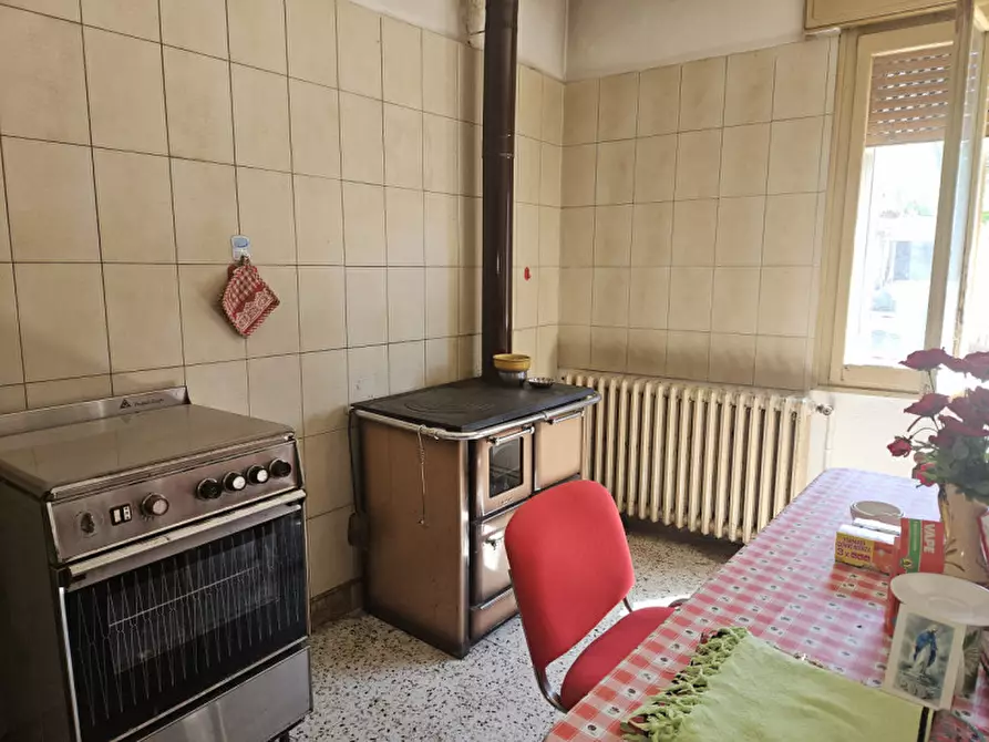 Immagine 2 di Casa indipendente in vendita  in Via Cavour a Ospedaletto Euganeo