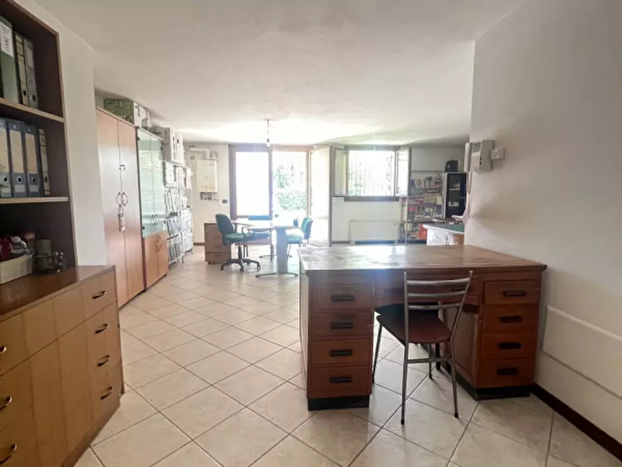 Immagine 9 di Ufficio in vendita  in Via Altichiero 118 a Padova