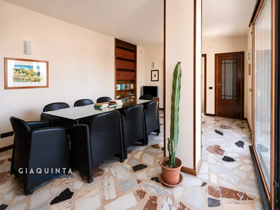 Immagine 7 di Casa indipendente in vendita  in Via Guglielmo Marconi n. 22 a Palagonia