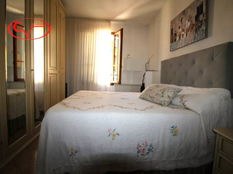Immagine 11 di Appartamento in vendita  in Via garibaldi a San Giovanni Valdarno