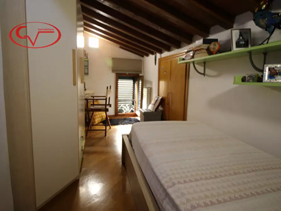 Immagine 16 di Appartamento in vendita  in Via garibaldi a San Giovanni Valdarno