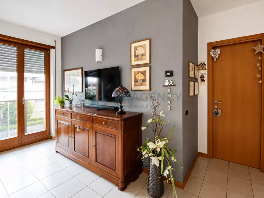 Immagine 2 di Appartamento in vendita  in Via Pio X a Zanè