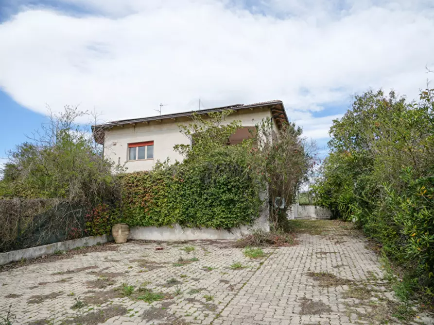 Immagine 1 di Casa indipendente in vendita  in Contrada Collalto a Pianella