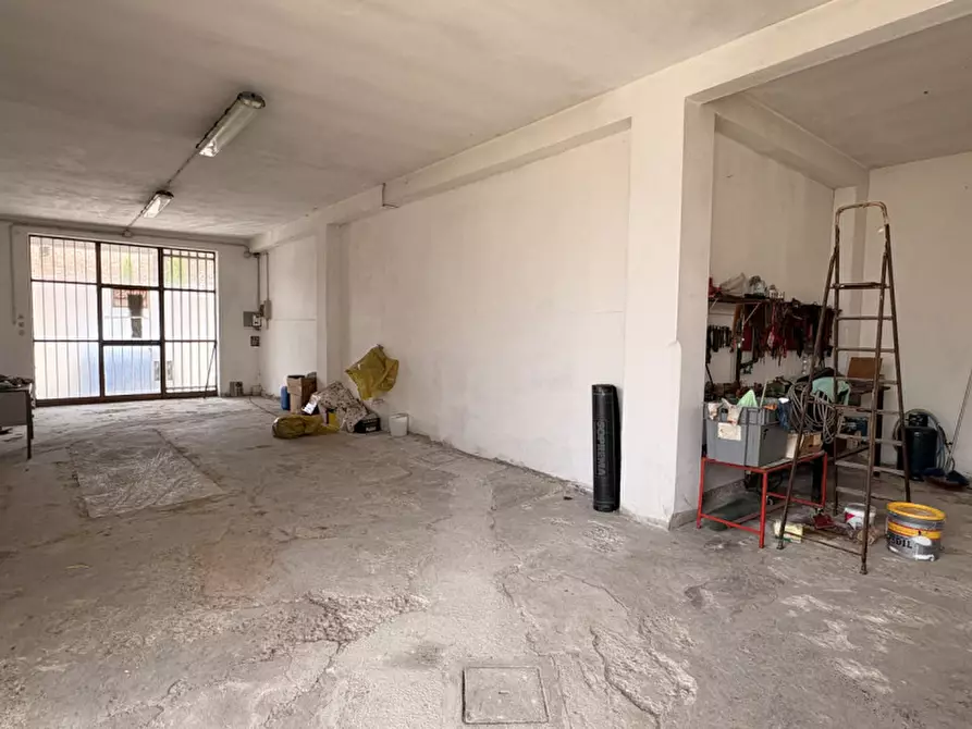 Immagine 9 di Laboratorio in vendita  in Via Padova a Pianiga