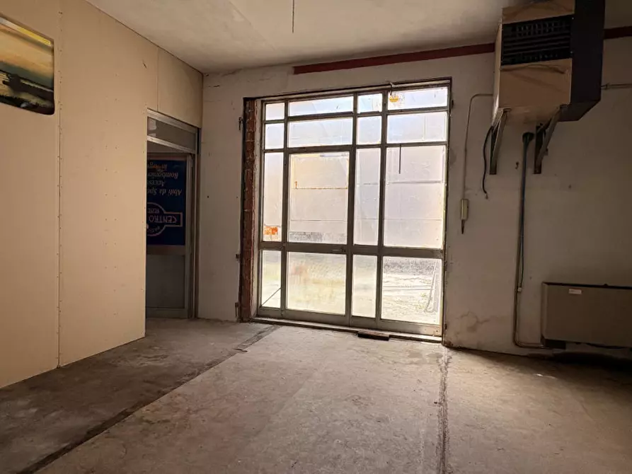 Immagine 14 di Laboratorio in vendita  in Via Padova a Pianiga