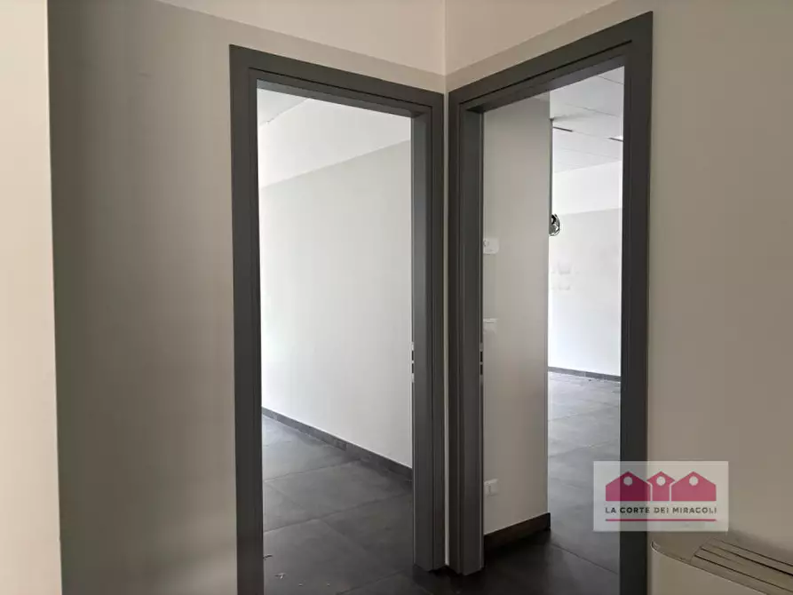 Immagine 8 di Laboratorio in vendita  a Vicenza