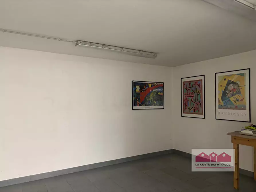 Immagine 10 di Laboratorio in vendita  a Vicenza
