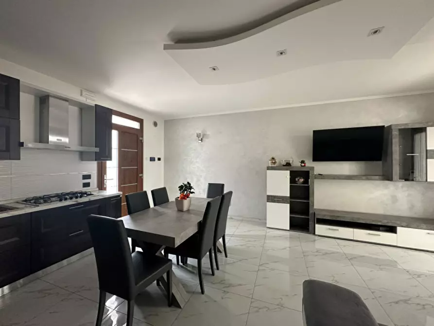 Immagine 4 di Casa bifamiliare in vendita  in Via Pagnana a Castelfranco Veneto