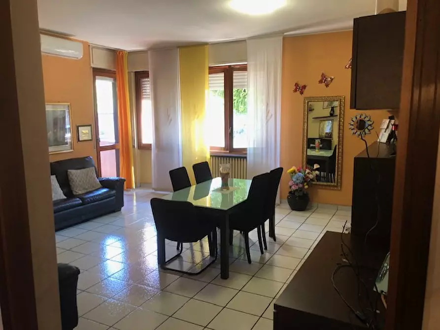 Immagine 12 di Appartamento in vendita  in VIA VIGNAZOLA 7 a Meda