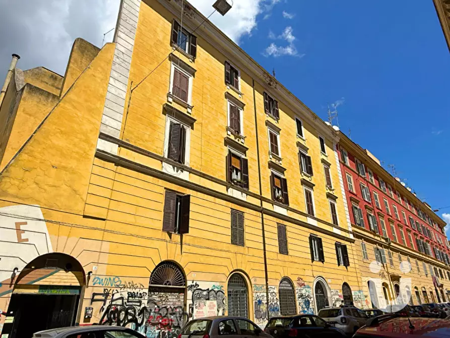 Immagine 1 di Appartamento in vendita  in Via dei Sabelli a Roma