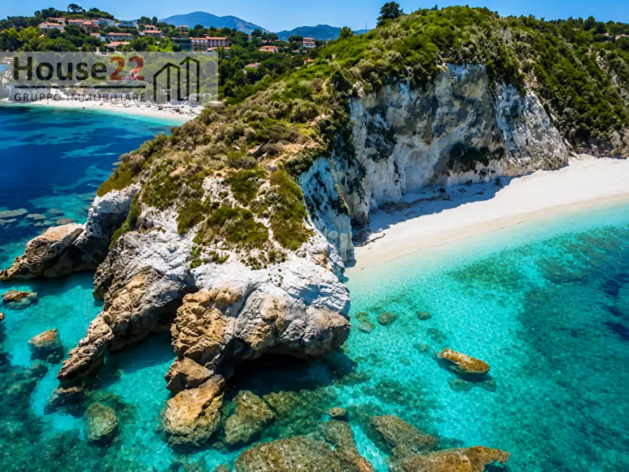 Immagine 8 di Villa in vendita  a Capoliveri
