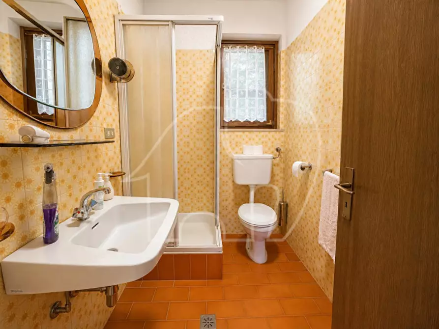 Immagine 9 di Casa indipendente in vendita  in Neumarktner Straße - Via Egna a Montagna .Montan.