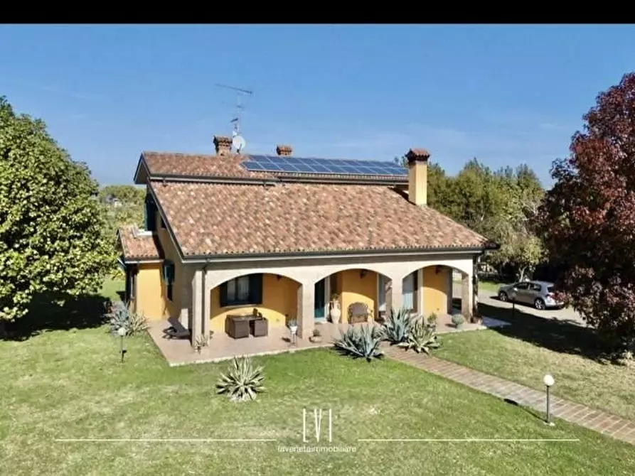 Immagine 1 di Casa indipendente in vendita  in Via Sant'Elena, 33 a Torre Di Mosto