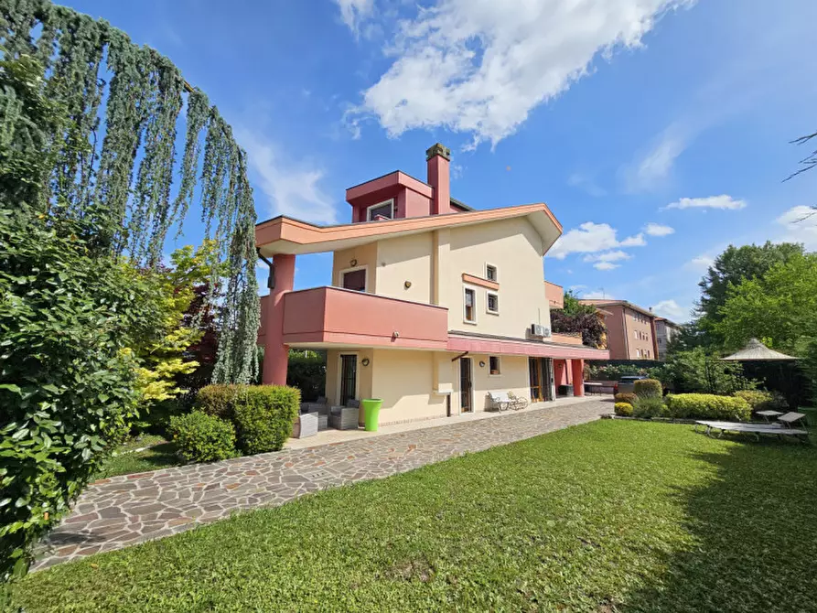 Immagine 1 di Casa indipendente in vendita  in Via Guasti a Padova
