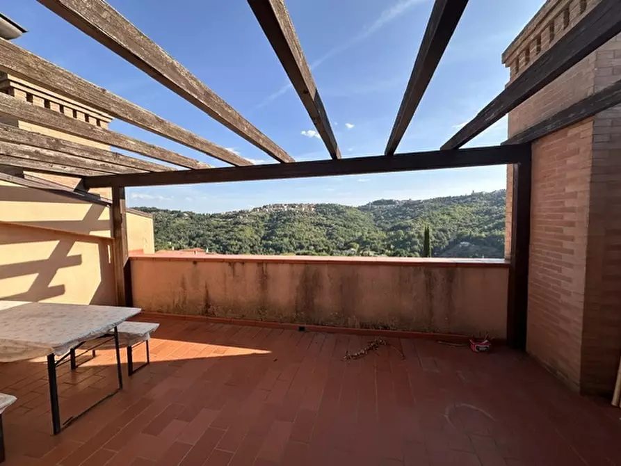 Immagine 35 di Appartamento in vendita  in Via della Treggia a Perugia