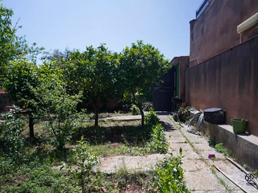 Immagine 10 di Casa bifamiliare in vendita  in Via Monte Bianco a Palermo