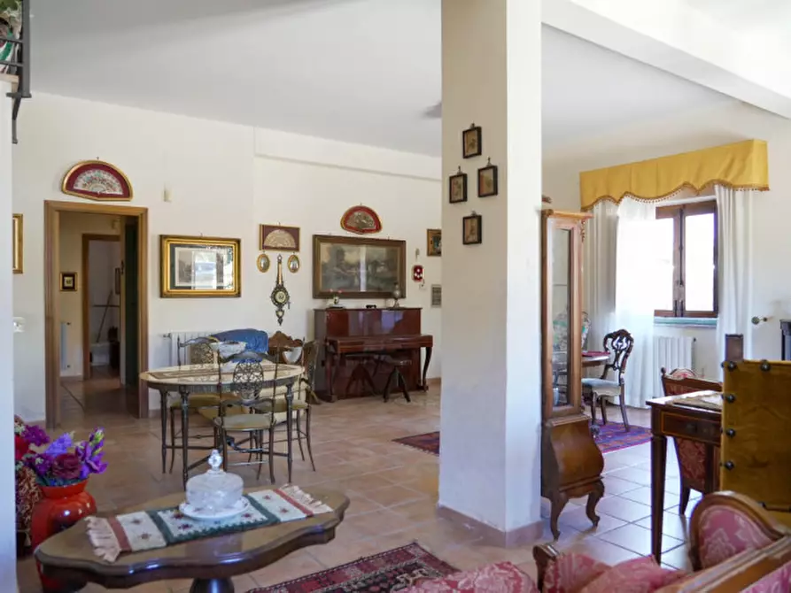 Immagine 15 di Casa bifamiliare in vendita  in Via Monte Bianco a Palermo