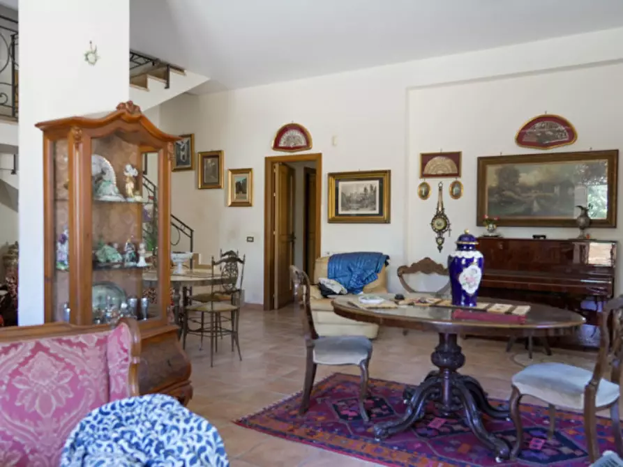 Immagine 18 di Casa bifamiliare in vendita  in Via Monte Bianco a Palermo