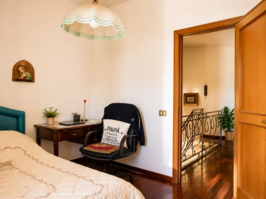 Immagine 39 di Casa bifamiliare in vendita  in Via Monte Bianco a Palermo