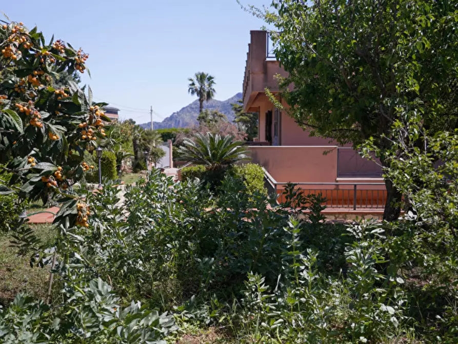 Immagine 50 di Casa bifamiliare in vendita  in Via Monte Bianco a Palermo
