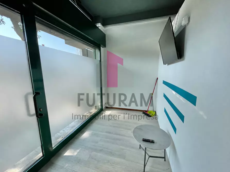 Immagine 3 di Ufficio in affitto  a Vicenza