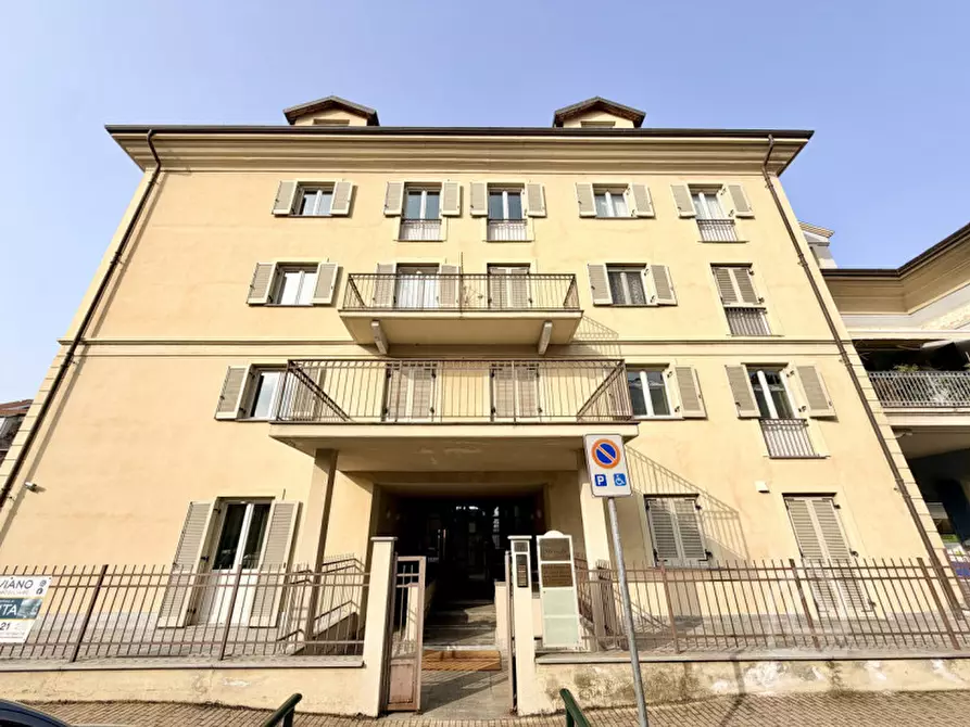 Immagine 1 di Garage in vendita  in Via Cairoli 17 a Chivasso