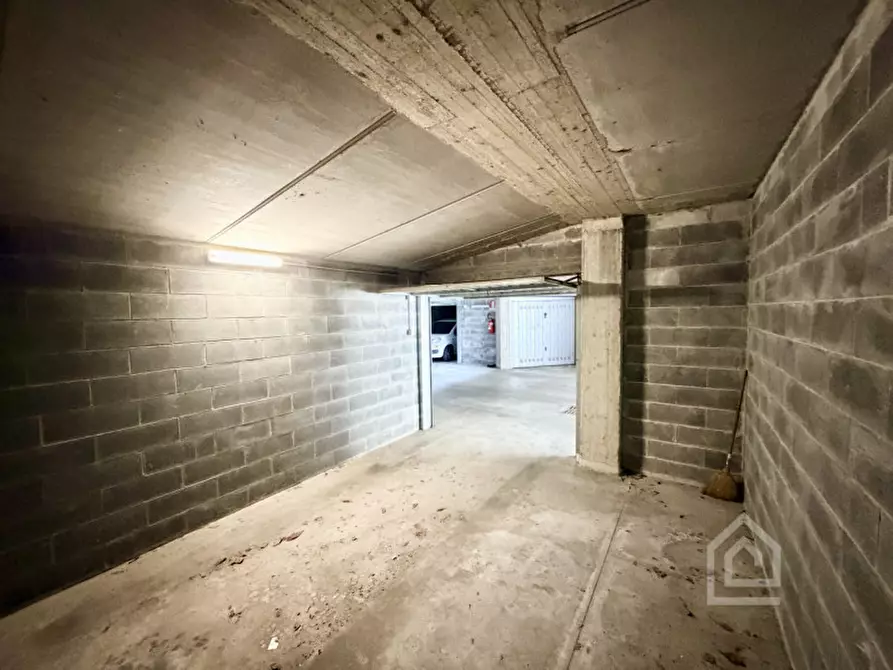 Immagine 18 di Garage in vendita  in Via Cairoli 17 a Chivasso