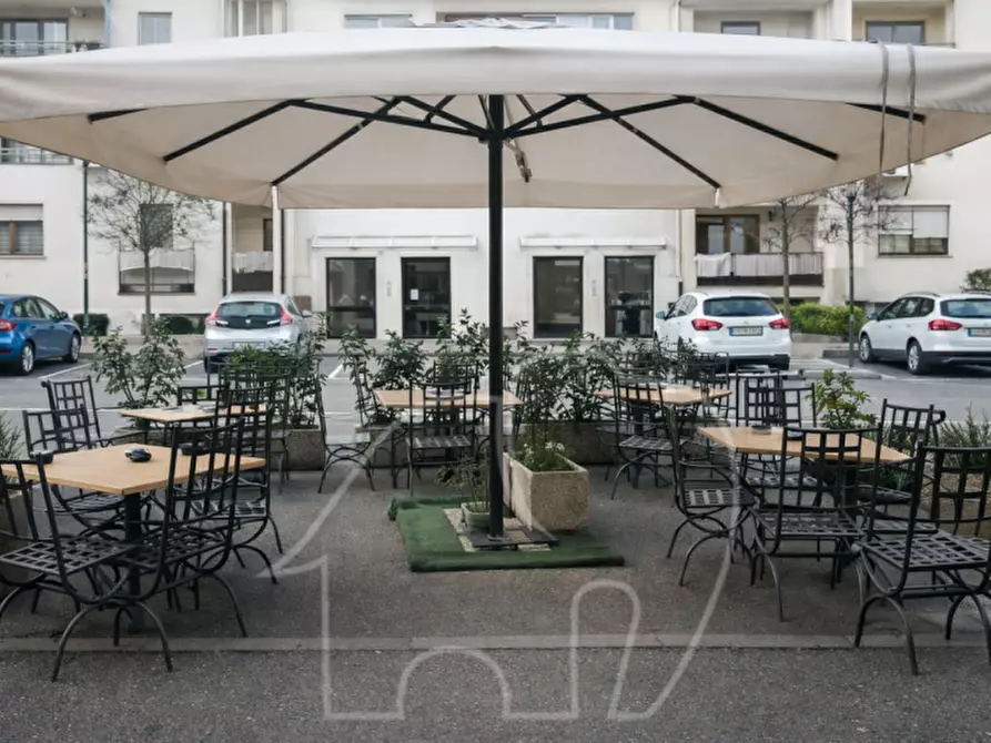Immagine 5 di Attività commerciale in vendita  in via Bari a Bolzano