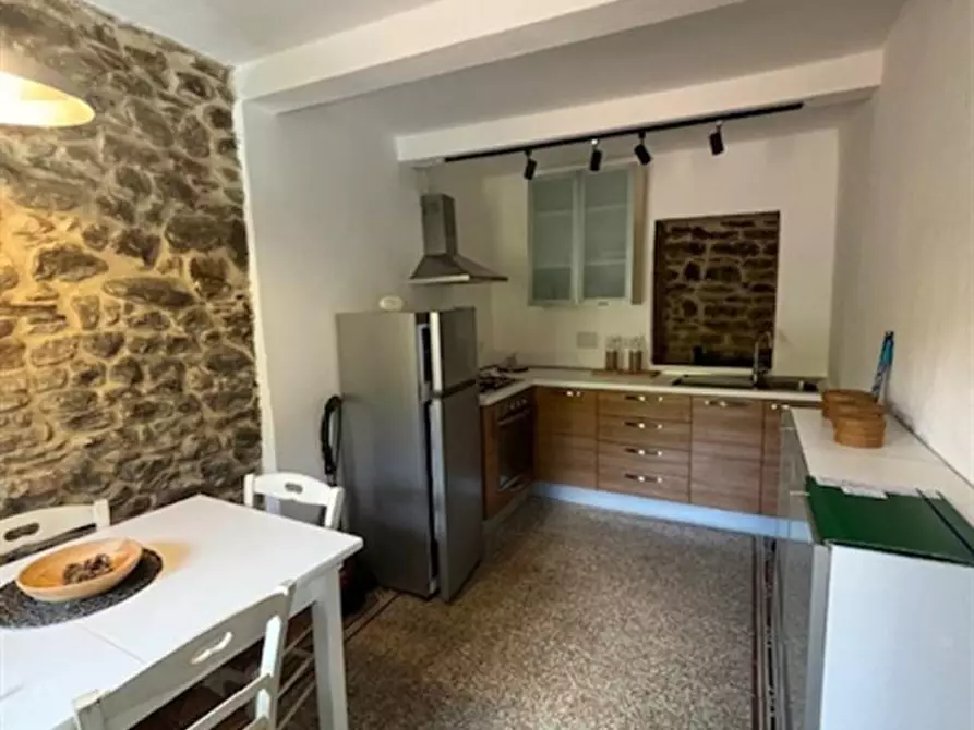 Immagine 1 di Villetta a schiera in vendita  in comunità Montana a Loro Ciuffenna