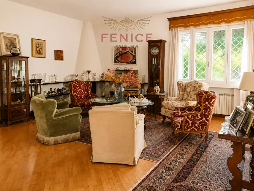 Immagine 9 di Villa in vendita  in Via Alessandro Zanini 56 a Cornuda