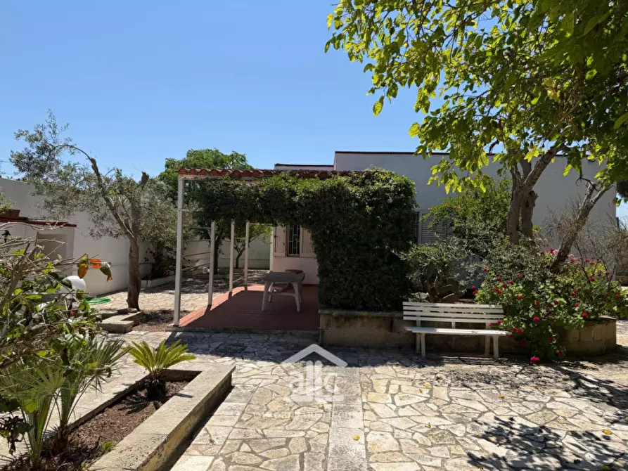 Immagine 3 di Appartamento in vendita  in via santa caterina ,3-5 a Lecce