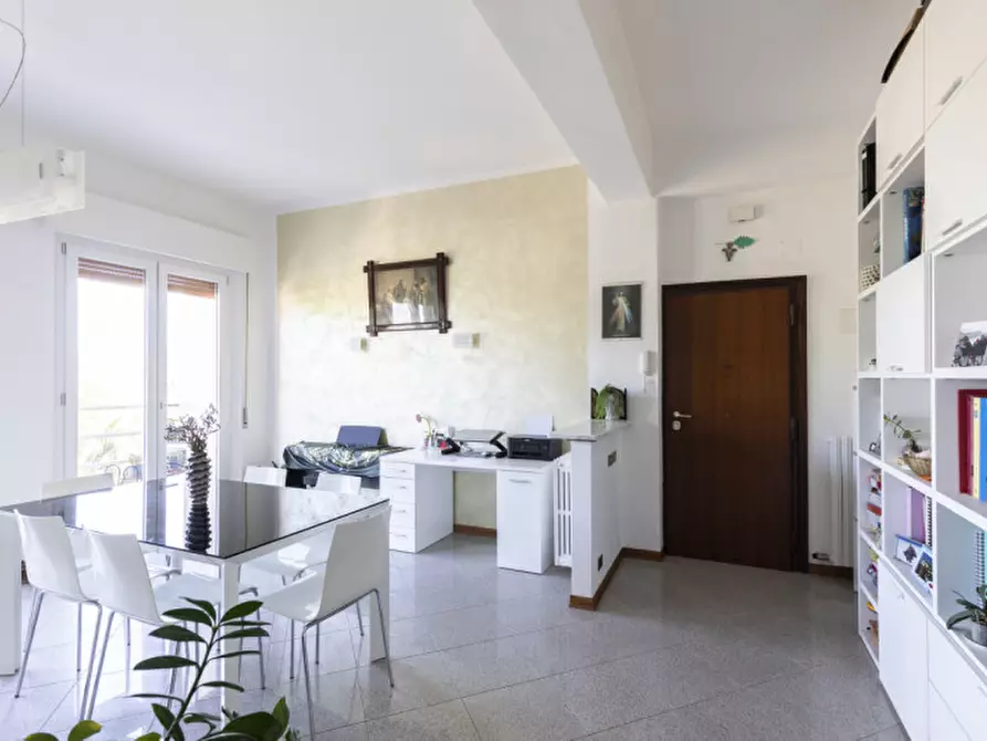 Immagine 3 di Appartamento in vendita  in Via Duranti 1 a Ancona