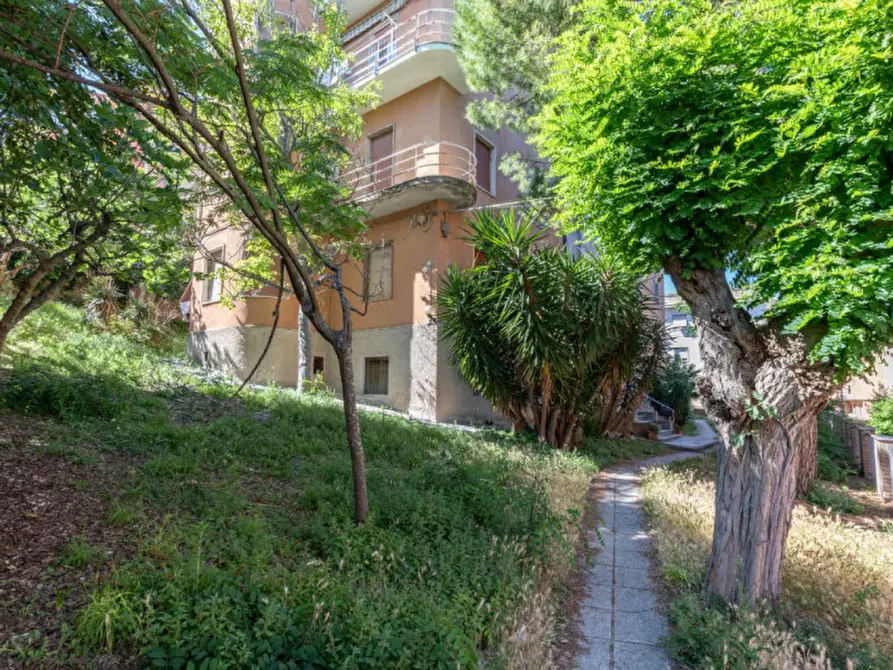 Immagine 23 di Appartamento in vendita  in Via Duranti 1 a Ancona