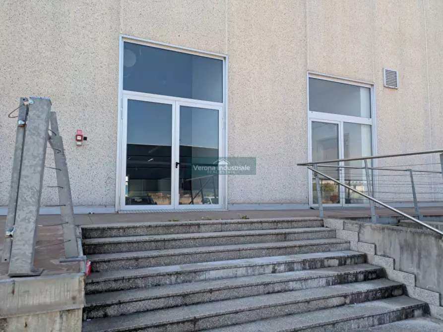 Immagine 5 di Negozio in affitto  in Bussolengo a Bussolengo
