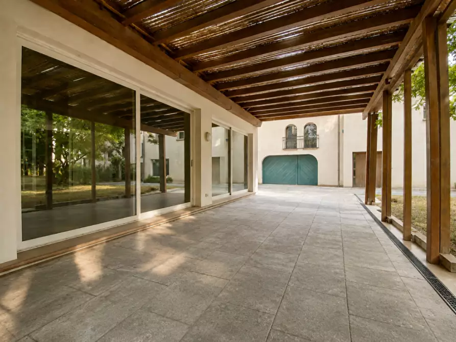 Immagine 9 di Casa bifamiliare in vendita  in Viale Legione Antonini a Vicenza