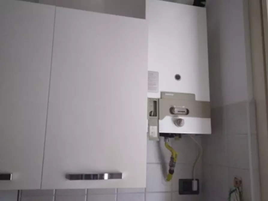 Immagine 4 di Appartamento in vendita  in via spezia 53 a Parma